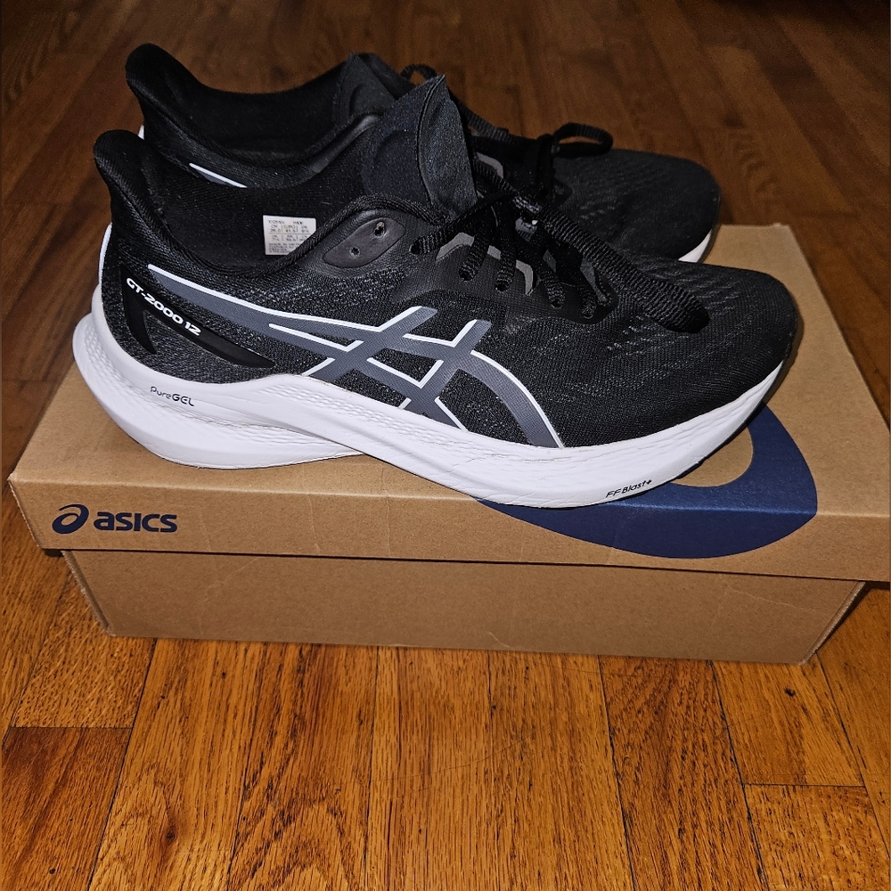 Asics GT-2000 Womens Size 9.5 Worn VERY CLEAN